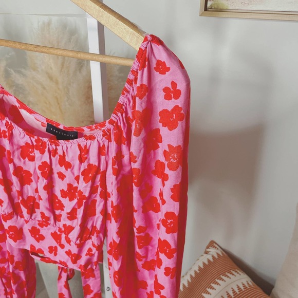 Revolve | Sanctuary Going Solo Crop Tie Top in Cherry Kiss - Picture 8 of 11